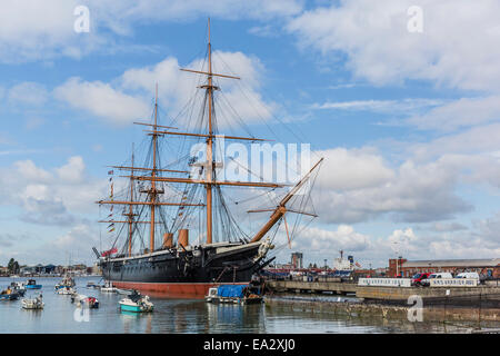 Blick auf die HMS Warrior im Hafen von Portsmouth, Hampshire, England, Vereinigtes Königreich, Europa Stockfoto