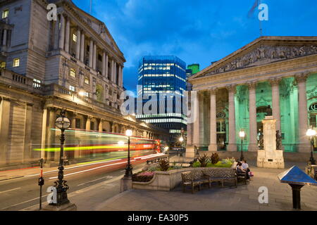 Royal Exchange und der Bank of England, Threadneedle Street, London, England, Vereinigtes Königreich, Europa Stockfoto