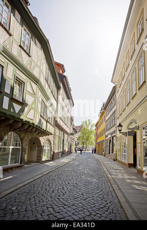 Straße mit Fachwerkhäusern Stockfoto