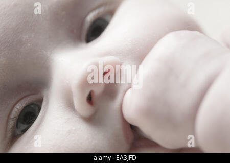 Süße kleine Baby Close Up Stockfoto