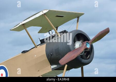 Vordere Hälfte des Krieg Flugzeug Stockfoto