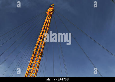 Ein Teil des Daches von The O2 in London an einem sonnigen Tag Stockfoto