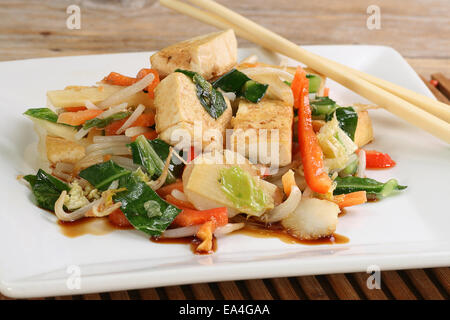 vegetarische Tofu und gemischte Gemüse Rühren braten Stockfoto