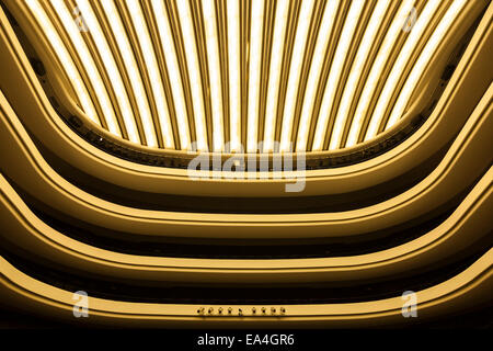 In der Aula an der Palacio de Las Artes in der Stadt der Künste und Wissenschaften in Valencia, Spanien. Stockfoto