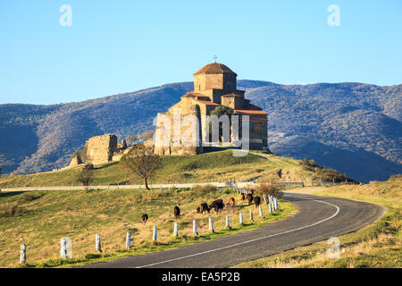 Dschwari-Kloster, das georgische orthodoxe Kloster in der Nähe von Mzcheta, Georgia. Stockfoto