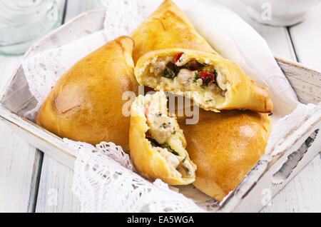 Samosa mit Huhn Stockfoto