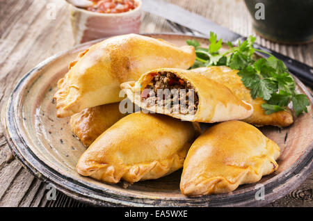 Empanadas mit Hackfleisch Stockfoto