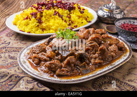 Persisch Lamm-Ragout - Xoresht-s badenjan Stockfoto