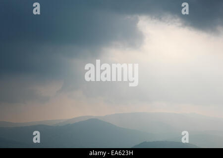 Trüben Sommertag in den schwarzen Bergen. Brecon Beacons National Park. Wales. VEREINIGTES KÖNIGREICH. Stockfoto