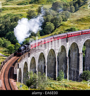 Großbritannien, Schottland, Glenfinnan, Jacobite Dampfzug Stockfoto