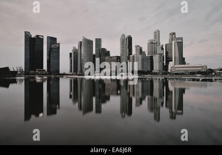 Singapur, Geschäftsviertel Marina Bay Uferpromenade entnommen Stockfoto