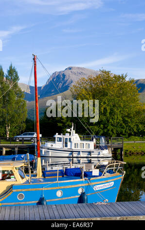 Caledonian Canal & Ben Nevis, treppenartigen, Lochaber, Highland, Schottland, UK Stockfoto