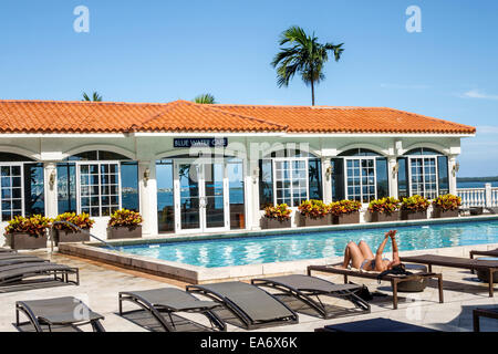 Miami Florida, Intercontinental, Hotel, Swimmingpool, Liegestühle, Blue Water Cafe, FL140808010