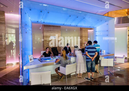 Miami Florida, Intercontinental, Hotel Hotels Unterkunft Inn Motel Motels, Lobby, Concierge Desk, Hilfe, Informationen, Gäste, Besucher reisen Reise Tour touri Stockfoto