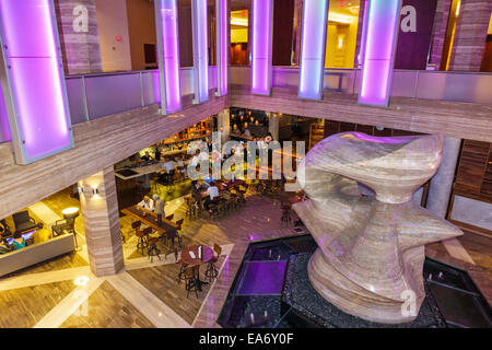 Miami Florida, Intercontinental, Hotelhotels Unterkunft Inn Motel Motels, Lobby, die Spindel, Bildhauer Henry Moore, Travertin Marmor, Skulptur, Kunstwerke, vi Stockfoto