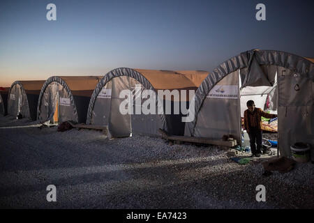 Suruc, Türkei. 7. November 2014. Abend in einem Flüchtlingslager in Suruc, Türkei am 7. November 2014. Bildnachweis: Konstantinos Tsakalidis/Alamy Live-Nachrichten Stockfoto