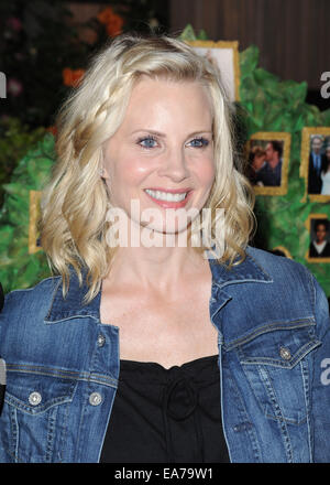 Los Angeles, Kalifornien, USA. 7. November 2014. Monica Potter an der "Elternschaft '' 100. Episode Kuchen schneiden Feier am 7. November 2014 in den Universal Studios in Universal City, Kalifornien statt. 2014-Credit: D. Long/Globe Fotos/ZUMA Draht/Alamy Live-Nachrichten Stockfoto