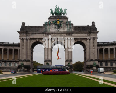 Triumphbogen am Parc du Cinquantenaire in Brüssel, Belgien Stockfoto