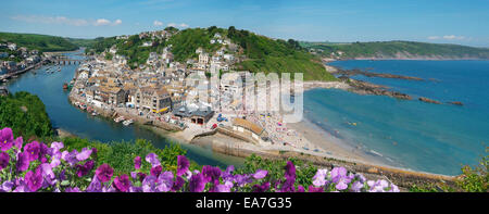 Looe Panorama Strand Flusshafen & Stadt vom Westen Looe Caradon South East Cornwall South West England UK Stockfoto