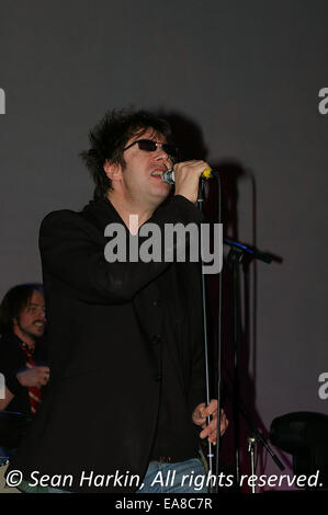 Belfast, Nordirland. 12. August 2012. Echo und das Bunnymen spielen Belfast Feile Stockfoto