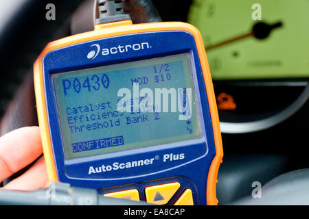 OBD II Kfz Diagnose-Tool - USA Stockfoto
