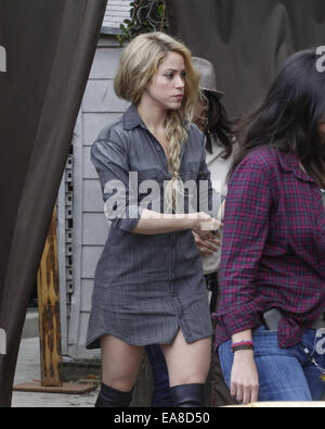 Besetzung von der Stimme Gast auf Extra mit: Shakira wo: Universal City, Kalifornien, USA bei: 6. Mai 2014 Stockfoto