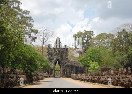 Ngkor Thom (Großstadt), gelegen im heutigen Kambodscha, war die letzte und beständigsten Hauptstadt des Khmer-Reiches. Es wa Stockfoto