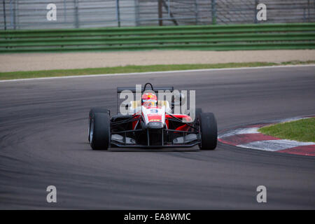 Imola, Italien - 11. Oktober 2014: Dallara F312 – Mercedes Fortec Motorsport Team, angetrieben von Cao Hongwei (Chn) Stockfoto