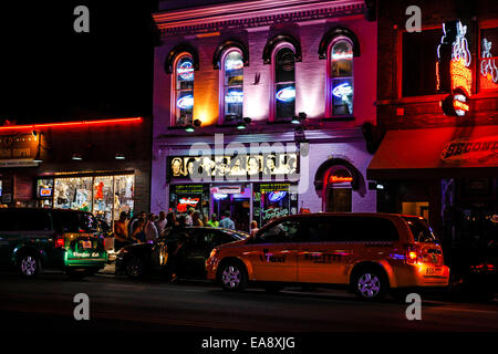Tootsies am Lower Broadway in der Nacht in Nashville Tennessee Stockfoto
