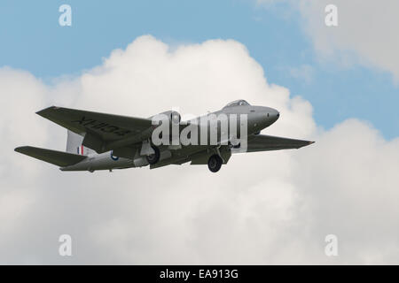 Cosford, UK - 8. Juni 2014: Luft-Geschwader English Electric Canberra, Anzeige bei der RAF Cosford Airshow. Stockfoto