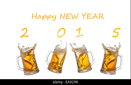 Bier-Spritzer im Glas isoliert auf weißem Hintergrund Stockfoto