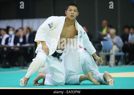 Chiba Port Arena, Chiba, Japan. 8. November 2014. Hifumi Abe, 8. November 2014 - Judo: Kodokan Cup 2014 Herren-66 kg in Chiba Port Arena, Chiba, Japan. © Yusuke Nakanishi/AFLO SPORT/Alamy Live-Nachrichten Stockfoto