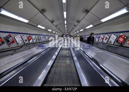 St. Pauls ist eine u-Bahnstation befindet sich in der City of London Stockfoto