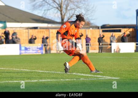 Gosport, Hampshire, UK. 9. November 2014. Nathan Ashmore (Gosport). Gosport Borough V Colchester United, FA Cup erste Runde 9. November 2014. Privett Park, Gosport, Hampshire, Vereinigtes Königreich, Guthaben: Flashspix/Alamy Live-Nachrichten Stockfoto