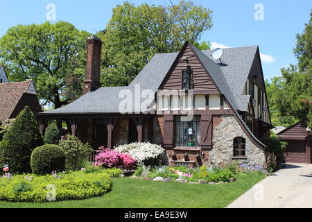 Tudor Revival Haus, Jamaica Estates, Queens, New York Stockfoto