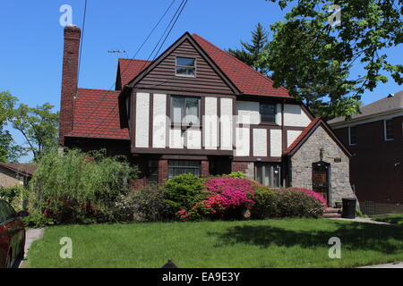 Tudor Revival Haus, Jamaica Estates, Queens, New York Stockfoto