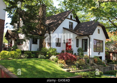 Tudor Revival Haus, Jamaica Estates, Queens, New York Stockfoto