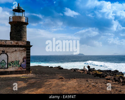 Der alte Leuchtturm Faro de Pechiguera auf der Süd-West-Ecke des Lanzarote Kanarische Inseln Stockfoto