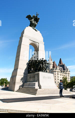 Ottawa, Kanada - 8. August 2008: National War Memorial von Vernon März entworfen und vorgestellt von König George VI im Jahre 1939. Stockfoto