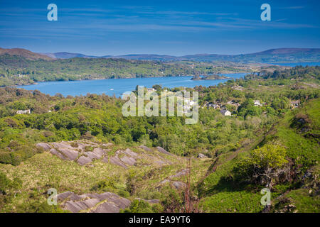 Exquisite Aussicht mit Blick auf Hafen Glengarriff Stockfoto