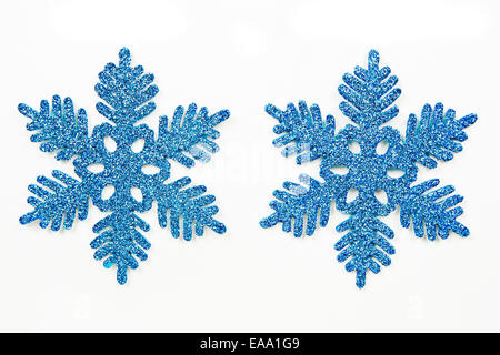 Weihnachtsschmuck Schneeflocke, isoliert auf weißem Hintergrund Stockfoto
