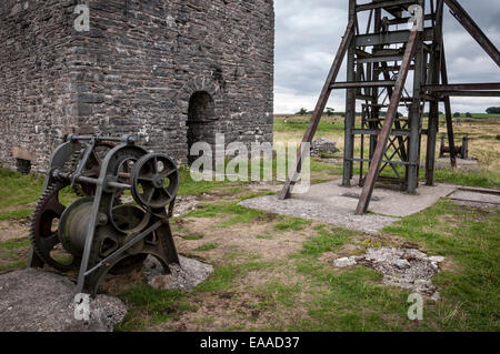 Elster führen Mine ein stillgelegtes Bergwerk in der Nähe von Sheldon im Peak District, Derbyshire. Stockfoto