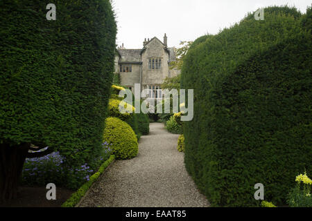 Levens Hall Cumbria in der Nähe von Kendal, gesehen aus der Hecke Stockfoto