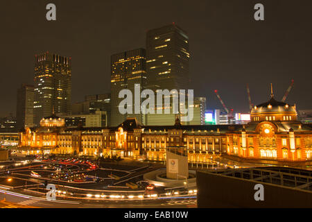 Tokyo Station Leuchten Stockfoto