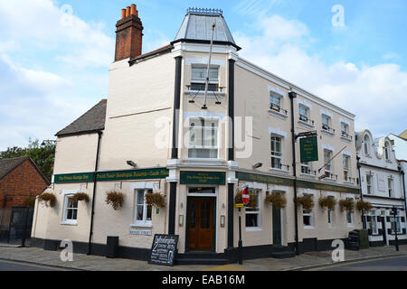 Das George Inn aus dem 18. Jahrhundert, High Street, Eton, Berkshire, England, Vereinigtes Königreich Stockfoto