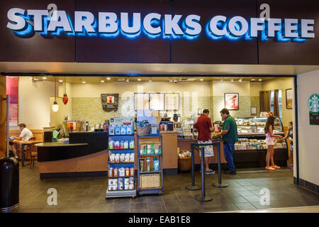 Miami Florida, Intercontinental, Hotelhotels, Motel Motels, Lobby, Starbucks Coffee, Barista, Cafe, Front, Gäste, Schalter, Besucher reisen Trave Stockfoto