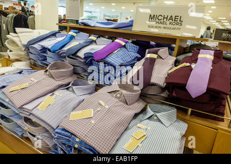 Miami Florida, Macy's, Kaufhaus, Shopping Shopper Shopper Shop Shops Markt Märkte Markt Kauf Verkauf, Einzelhandel Geschäfte Business busi Stockfoto