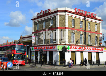 Die Glassy Junction Gebäude, Südstraße, Southall, London Borough of Ealing, Greater London, England, Vereinigtes Königreich Stockfoto