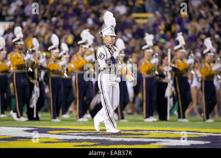 LSU-Band während des Spiels zwischen Alabama Crimson Tide und LSU Tigers im Tiger Stadium in Baton Rouge, Louisiana, am 8. November 2014 durchführen. Alabama besiegte LSU in der Overtime 20-13. Stockfoto