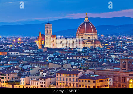 Florenz. Bild von Florenz, Italien während der blauen Dämmerstunde. Stockfoto